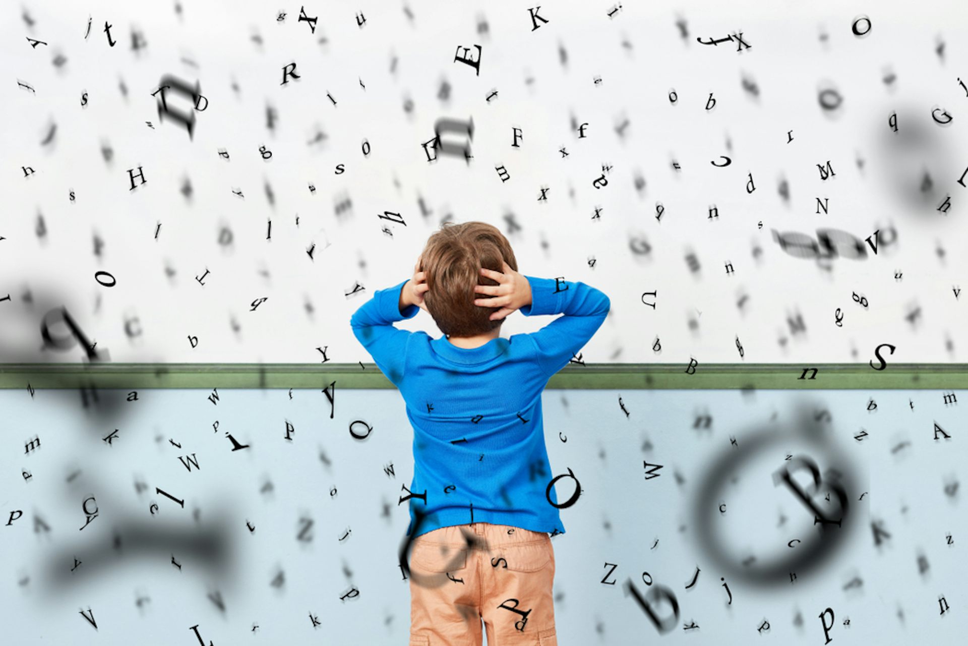 Un élève qui a des difficultés à comprendre un texte