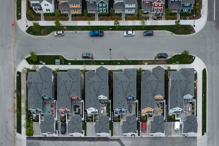 An aerial photo of suburban homes