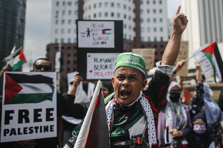 A Malaysian man shouts at a pro-Palestine rally.