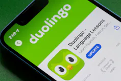 L’application Duolingo sur un smartphone