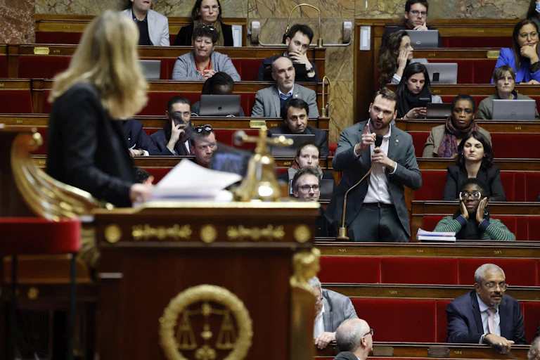 Le député LFI Ugo Bernalicis, qui a déposé le texte visant à « abroger le délit d’apologie du terrorisme du Code pénal ».
