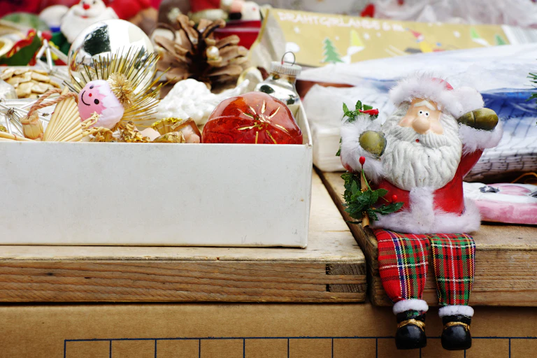 secondhand christmas decorations for sale