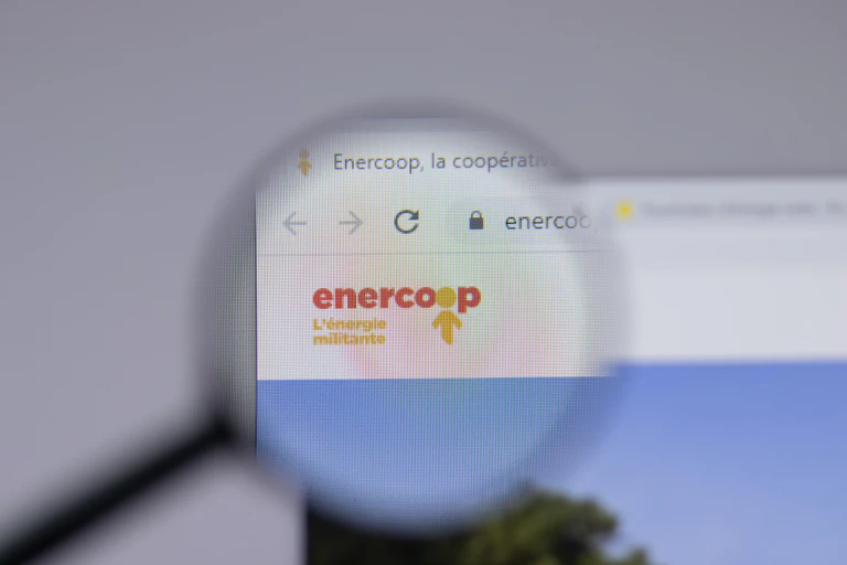Écran d’ordinateur du site internet d’une coopérative d’énergie
