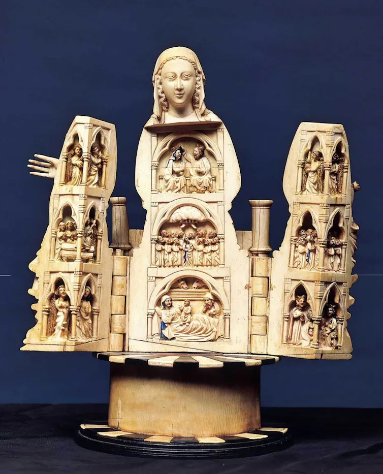 Virgen abridera de Allariz. Fines del siglo XIII. Museo de arte sacro del Real Monasterio de Santa Clara de Allariz (Ourense).