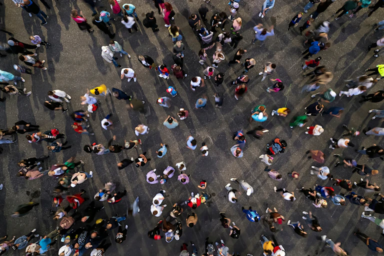 Aarial view of a crowd of people