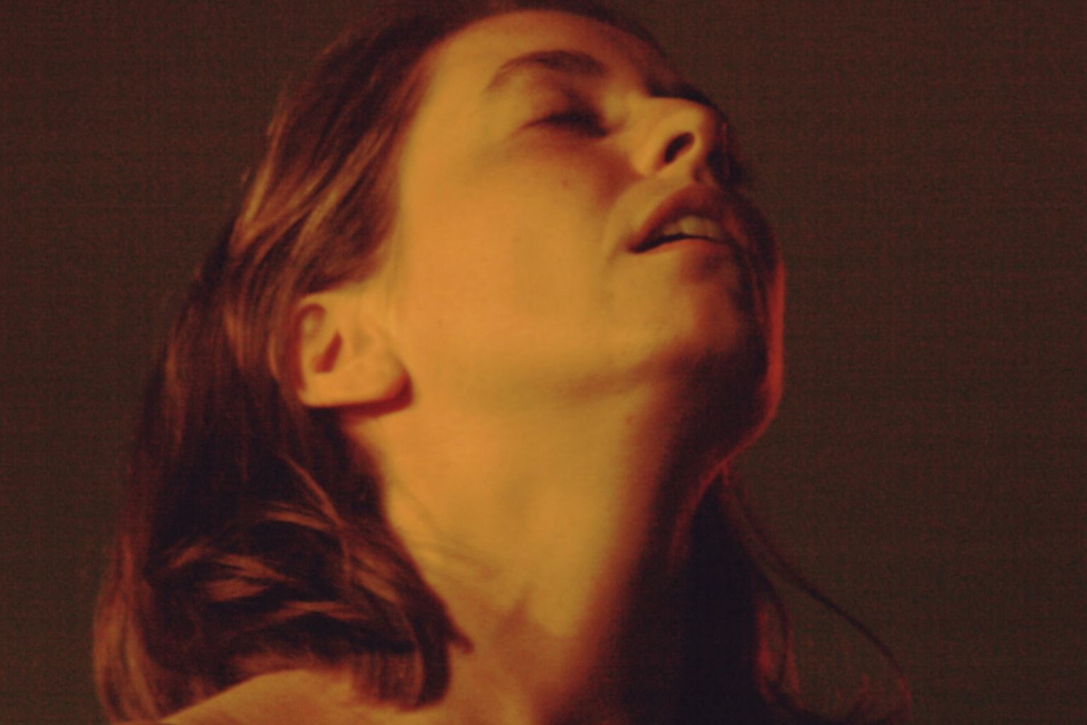 Onlaynda porno oyinchoqlar tomosha qilish Oxiri bilan toda portlash