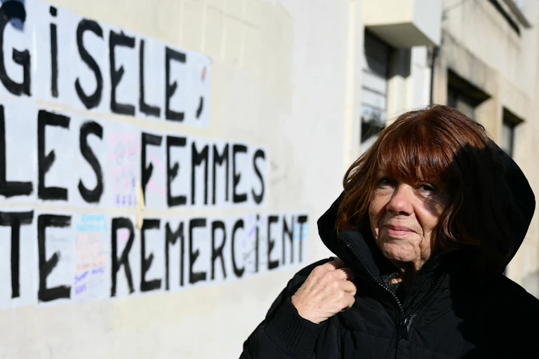 Gisèle Pélicot à son arrivée au palais de justice d’Avignon