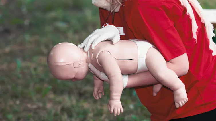 Mi hijo se ha atragantado, ¿qué hago?