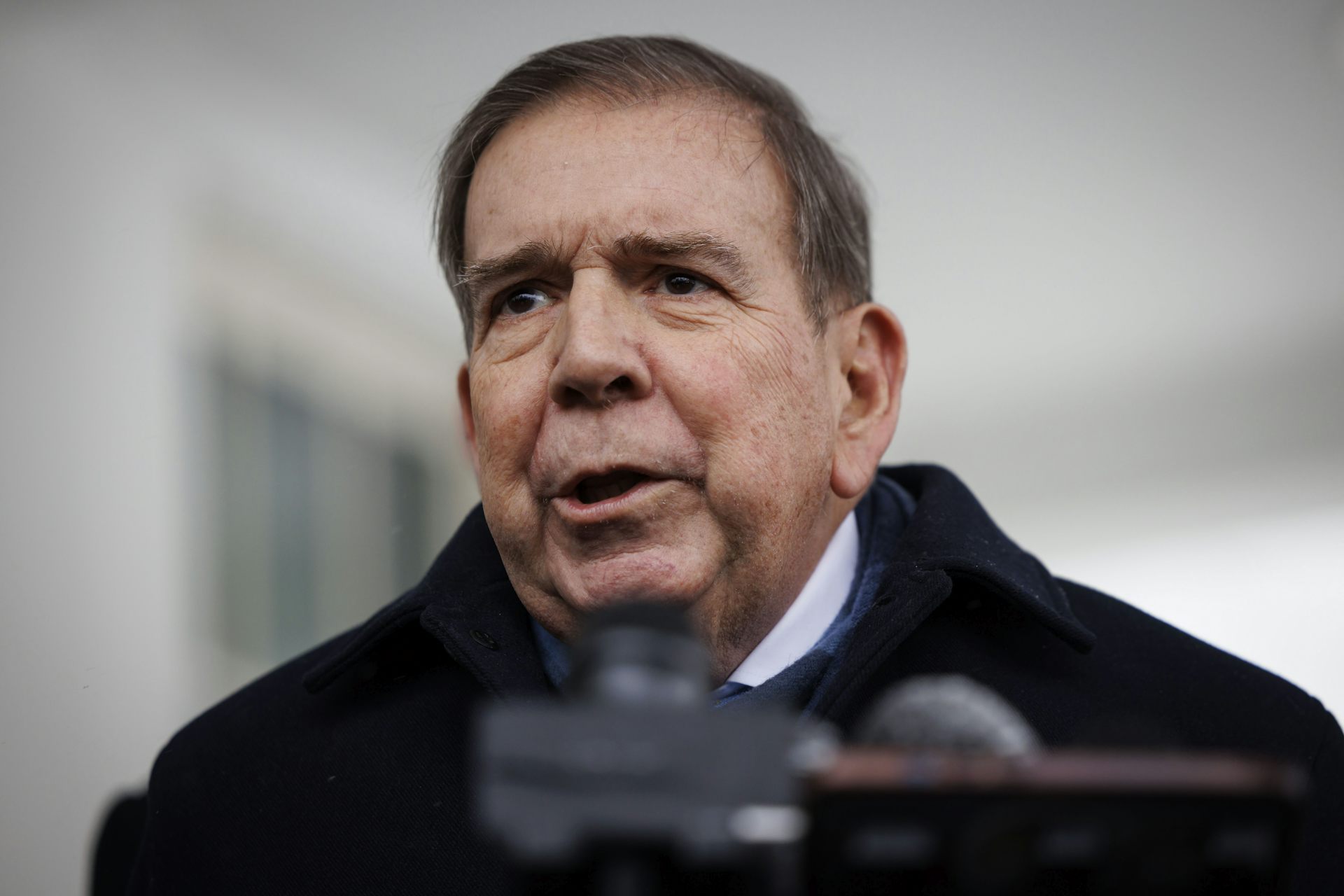 Edmundo González speaking to members of the media.