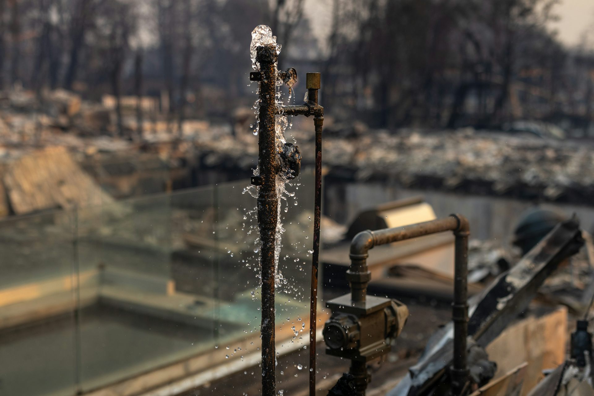 Wildfires Can Contaminate Drinking Water Systems with Harmful Chemicals − Here’s What Los Angeles Needs to Know