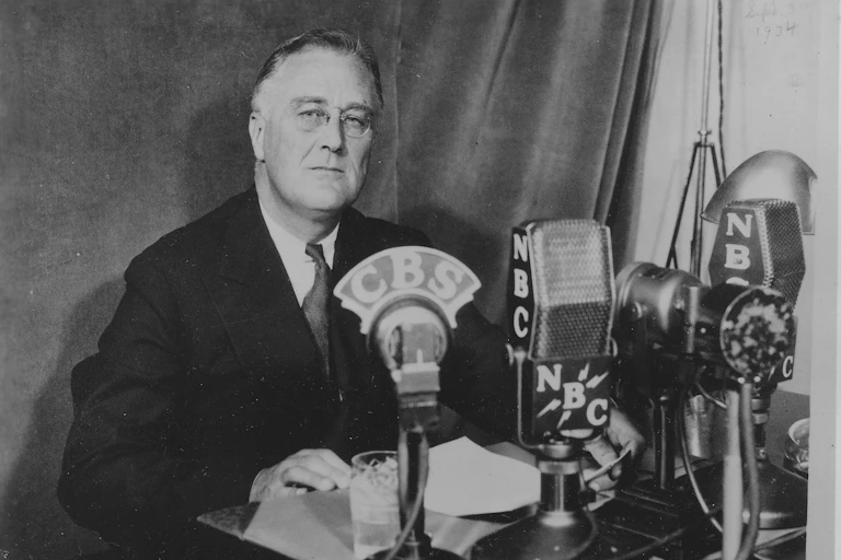A black and white photo of US President Franklin D. Roosevelt in Washington, D.C