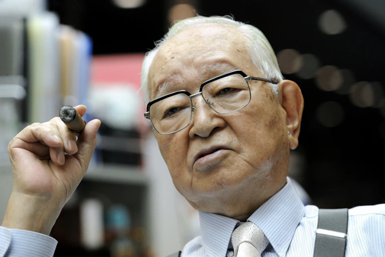 Tsuneo Watanabe (1926-2024)