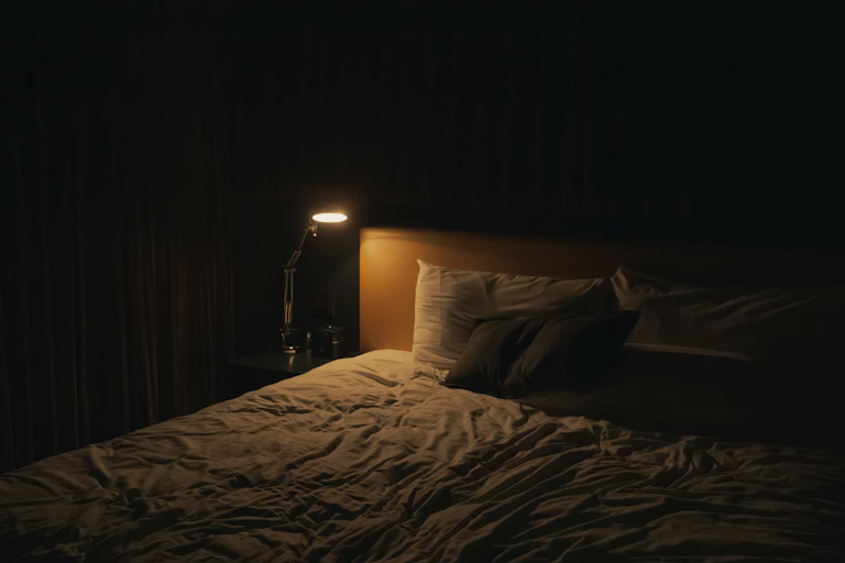Photo représentant un lit vide