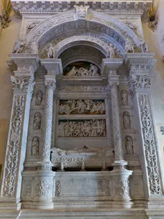 Monumento funerario de Catalina de Ribera. Cartuja de Santa María de las Cuevas, Sevilla.