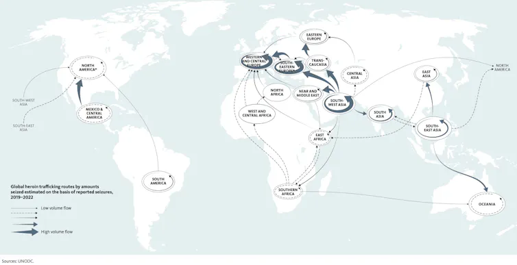 Global map of main heroin trafficking flows as described in reported seizures.