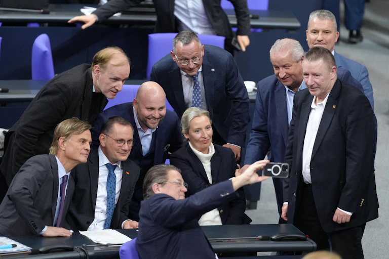 AfD MPs gathering to take a photo.