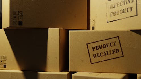 Smart brands rein in ad spending when a rival faces a setback − here’s why
