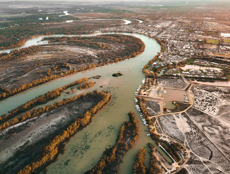 Sunset in Renmark over the Murray River, aerial image.