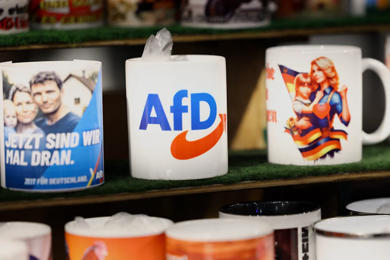Mugs being sold with AFD slogans on them.