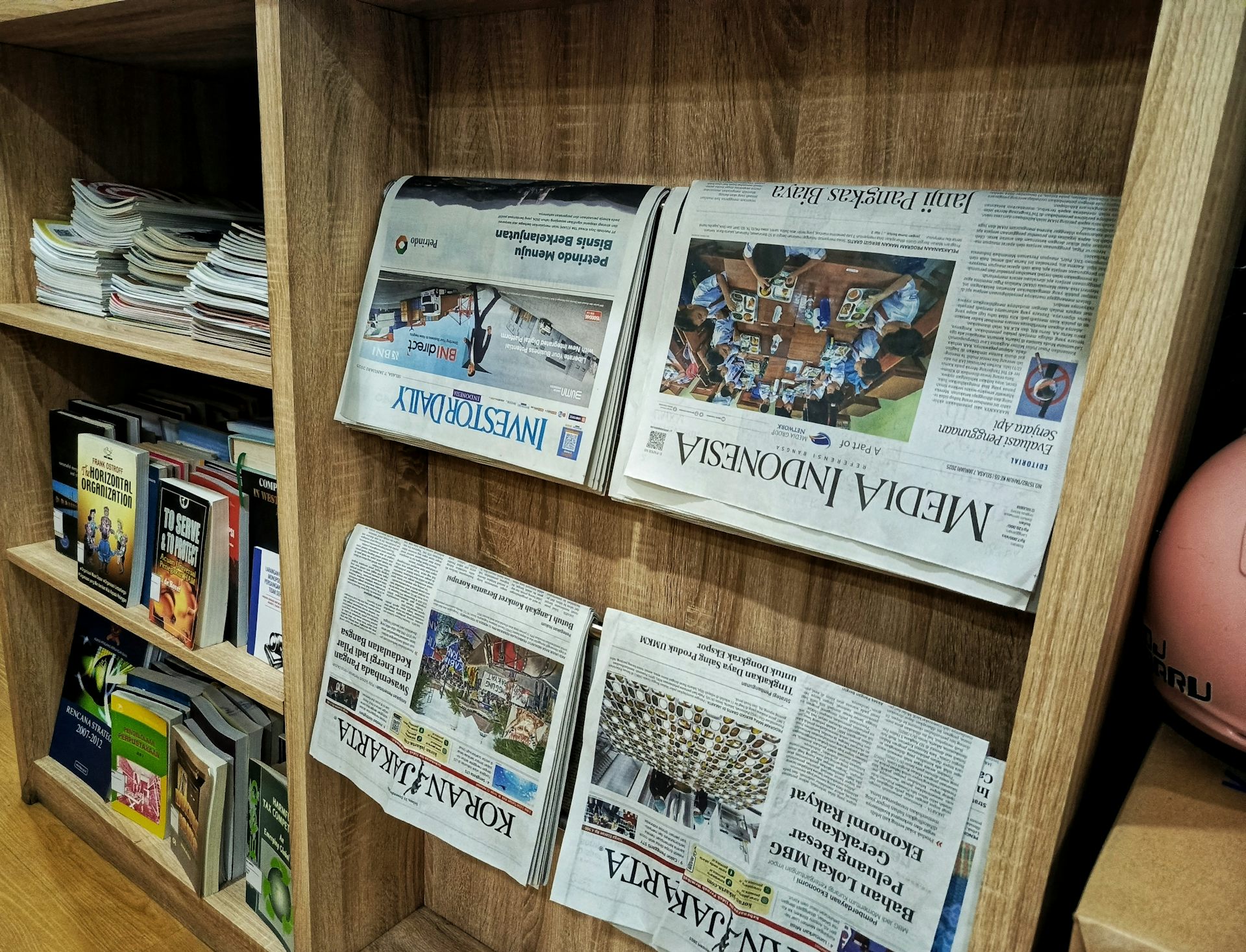 Jalan terjal bisnis media di Indonesia: Terjebak konglomerasi, kehilangan jati diri