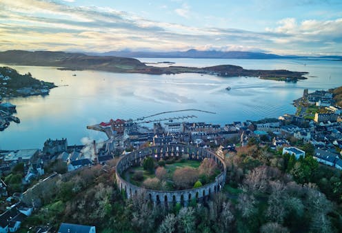 How tourism and fish farming can thrive together