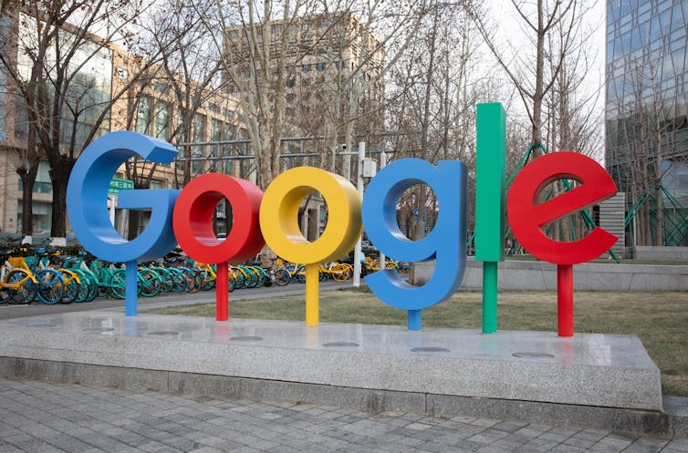 A large Google sign, with letters in blue, red, yellow and green.