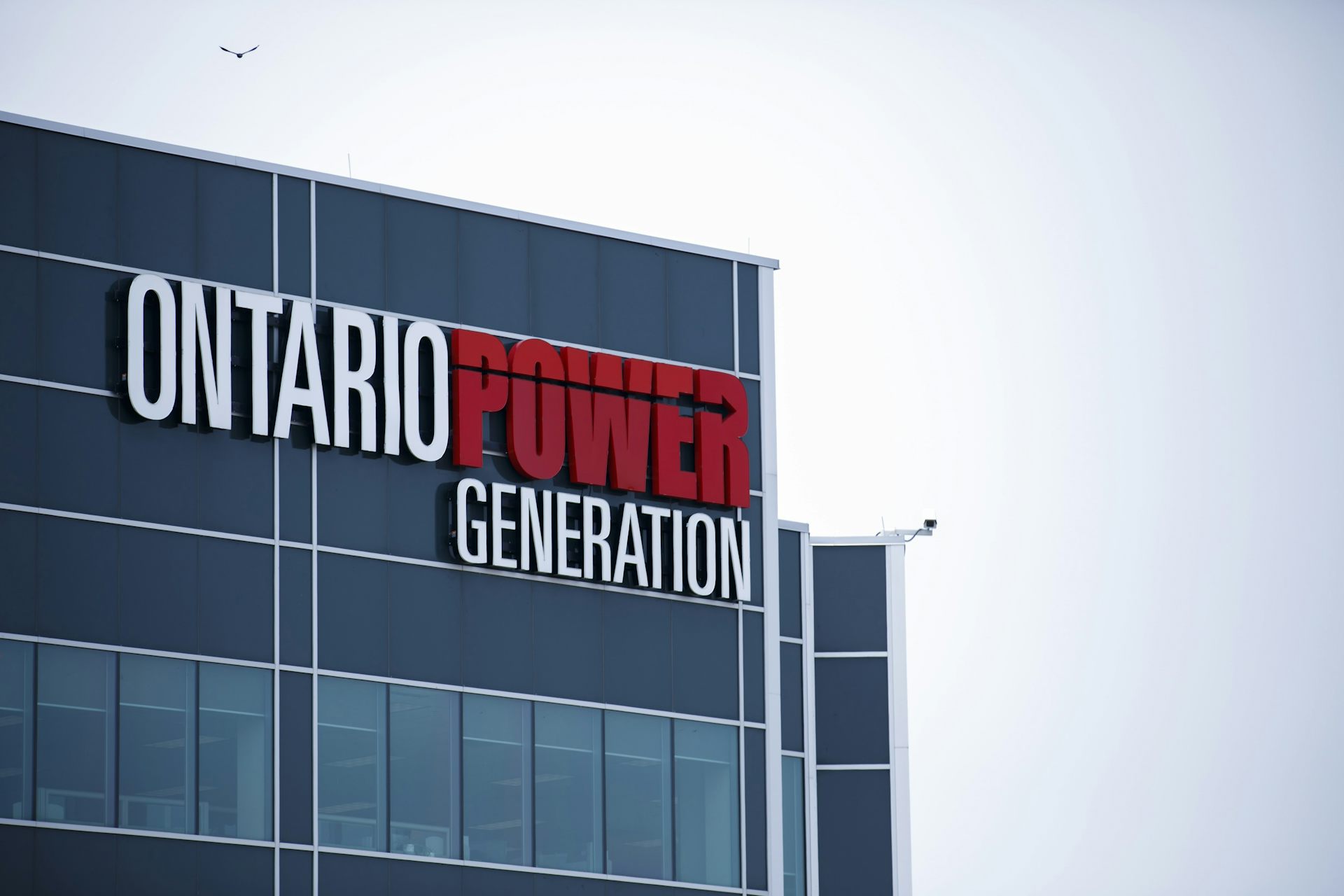 A banner on the side of a building reads Ontario Power Generation.