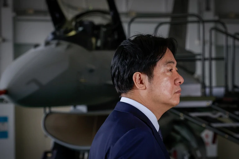 Taiwanese President William Lai ( Lai Ching-te ) inspects a F-16 fighter jet during his visit to an airbase in Taitung, Taiwan, in January 2025.