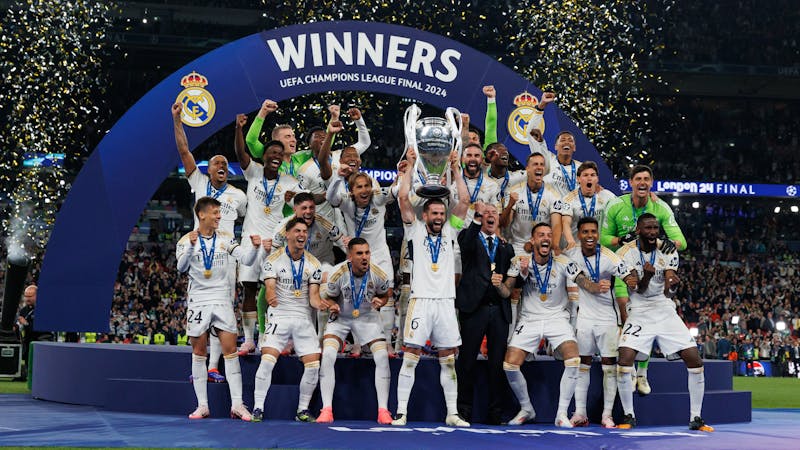 Los grandes equipos del fútbol europeo se hacen cada vez más ricos Los grandes equipos del fútbol europeo se hacen cada vez más ricos