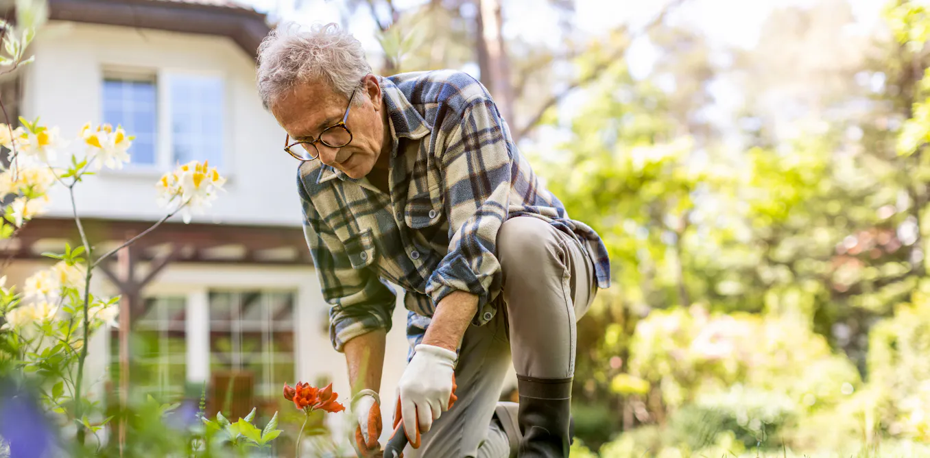 Having an x-ray to diagnose knee arthritis might make you more likely to consider potentially unnecessary surgery Having an x-ray to diagnose knee arthritis might make you more likely to consider potentially unnecessary surgery