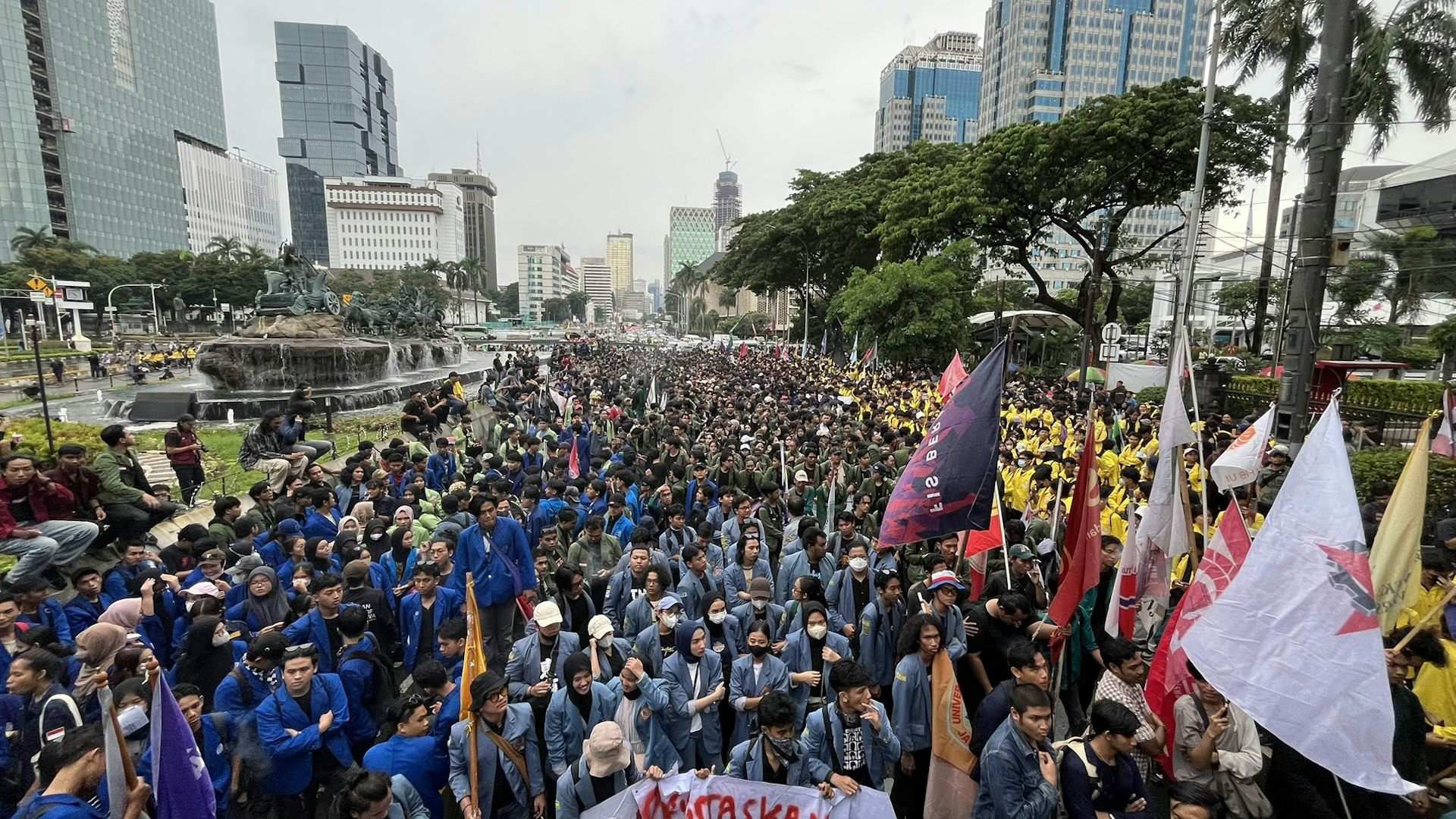 #IndonesiaGelap: Alarm bagi publik agar tak terlena narasi penguasa