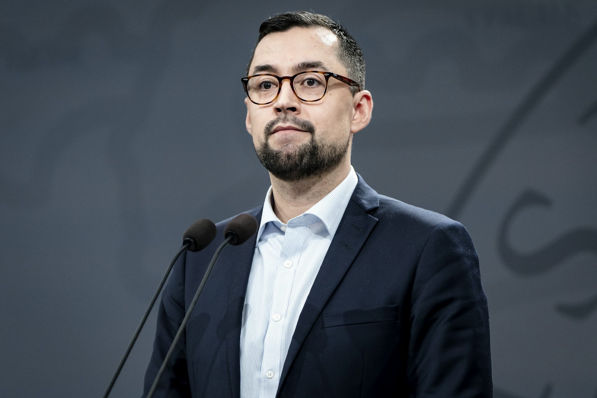 Greenland's prime minister Múte Egede addresses a crowd.