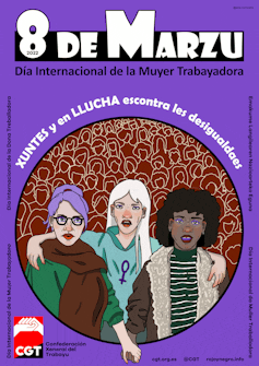 Cartel en el que se ve a tres mujeres abrazadas bajo el eslogan 'Juntas y en lucha contra las desigualdades'.
