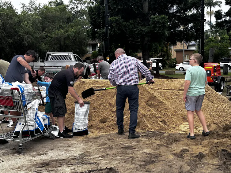 people sandbagging