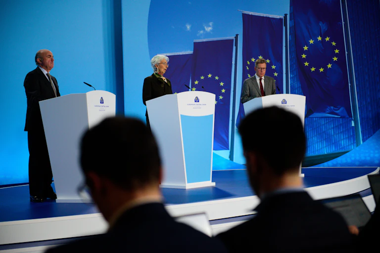 Christine Lagarde prononce un discours à la Banque centrale européenne.