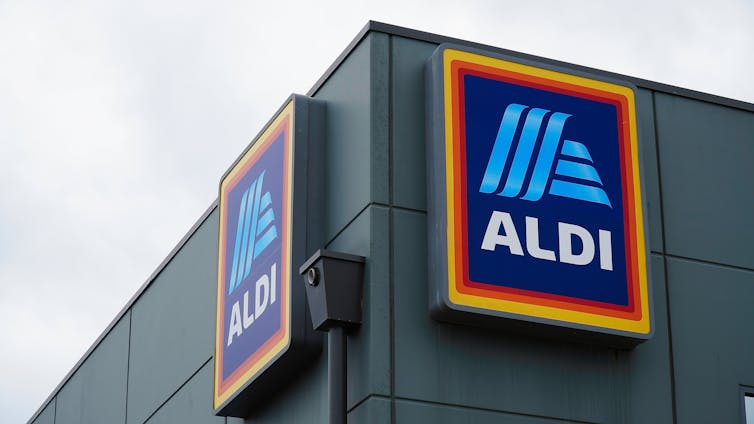 Aldi supermarket sign