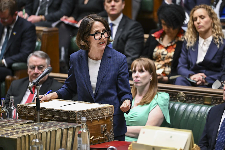 Liz Kendall standing at the dispatch box in the Commons, announcing her reform proposals