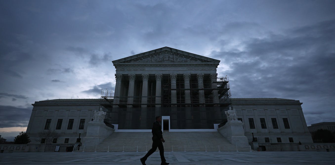 Trump's defiance of a federal court order fuels a constitutional crisis − a legal scholar unpacks the complicated case