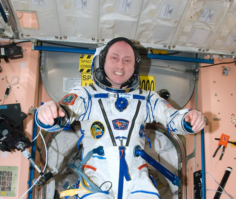 Sokol suit