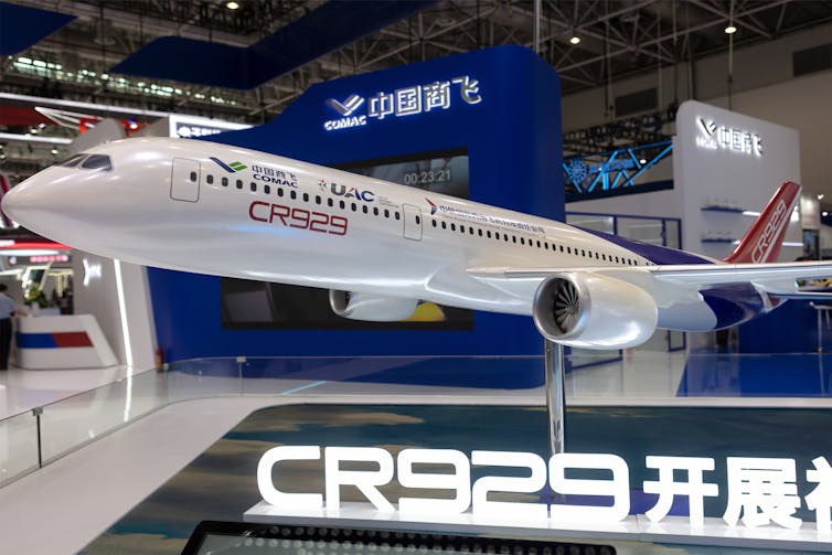 COMAC: Chinese language risk to plane and boeing 3 Airplane CoAC CR929