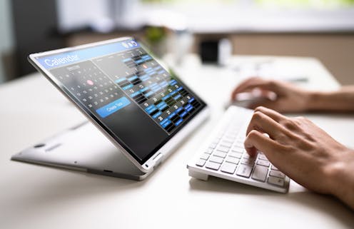 People with dementia could stay in the workplace longer – with the right tech