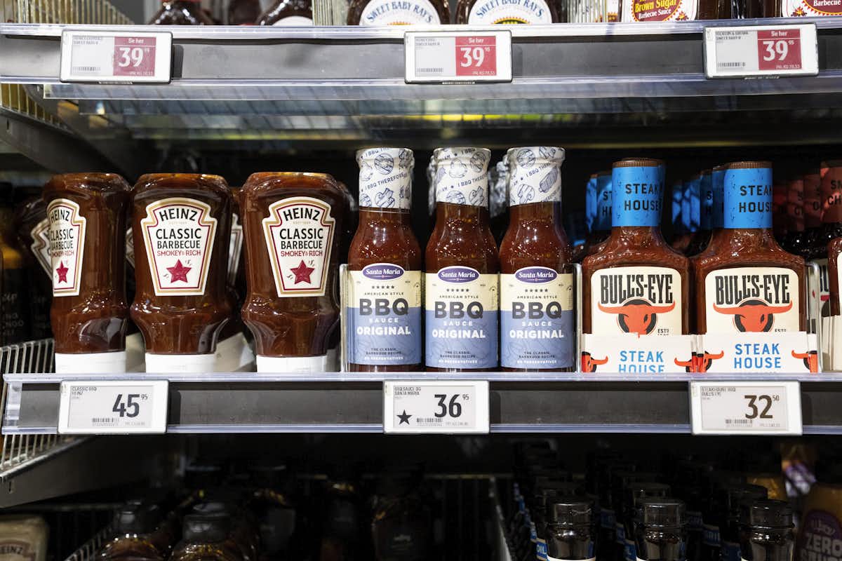 Upside-down Hines ketchup