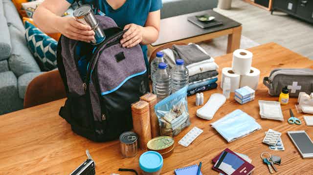 Mochila de 72 horas: ¿qué alimentos debo incluir para que me ayuden a sobrevivir y a disminuir el estrés?