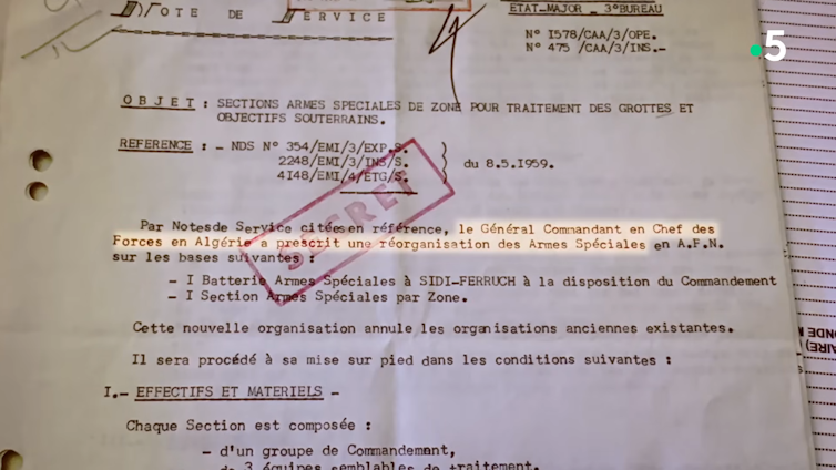 Algérie sections armes spéciales, réalisé par Claire Billet/Image Olivier Jobard