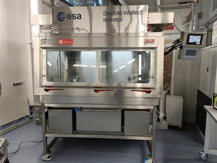 Nasa and Esa wish to deliver Martian rocks to Earth. Right here’s what's going to occur to the samples when they get right here 2 Prototype of isolator cabinet for the Sample Receiving Facility.