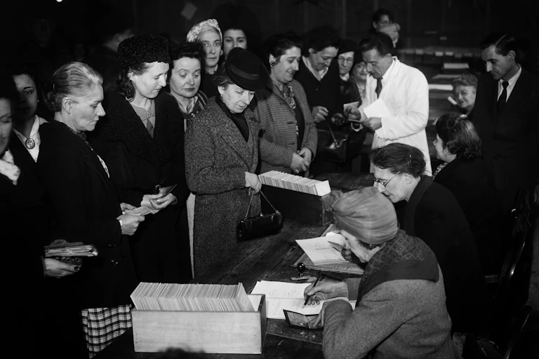 Premier tour des élections municipales du 29 avril 1945.