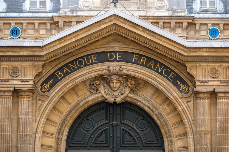 le portail d'entrée de la Banque de France à Paris