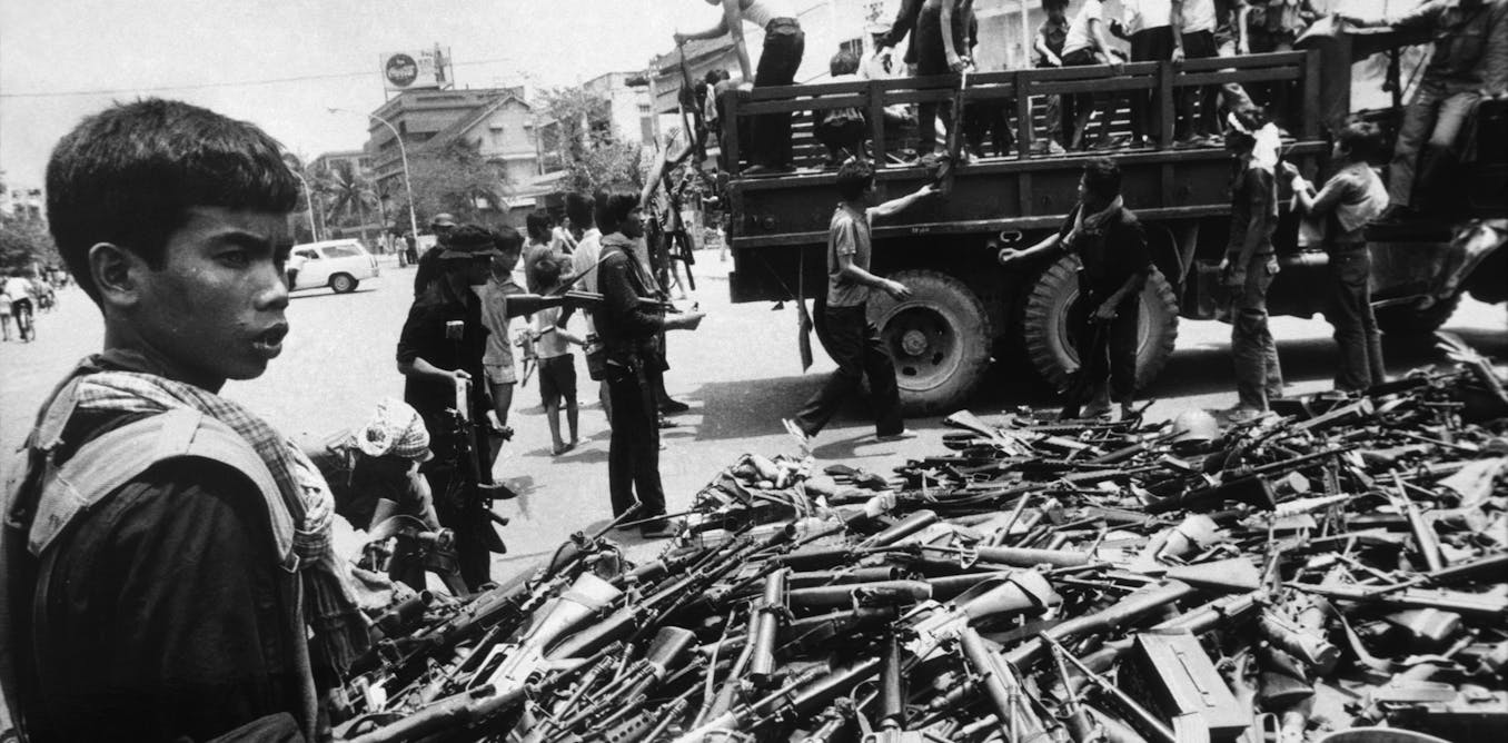 Masa kini Kamboja yang berhantu: 50 tahun setelah kebangkitan Khmer Merah, warisan pembunuhan masih membayangi