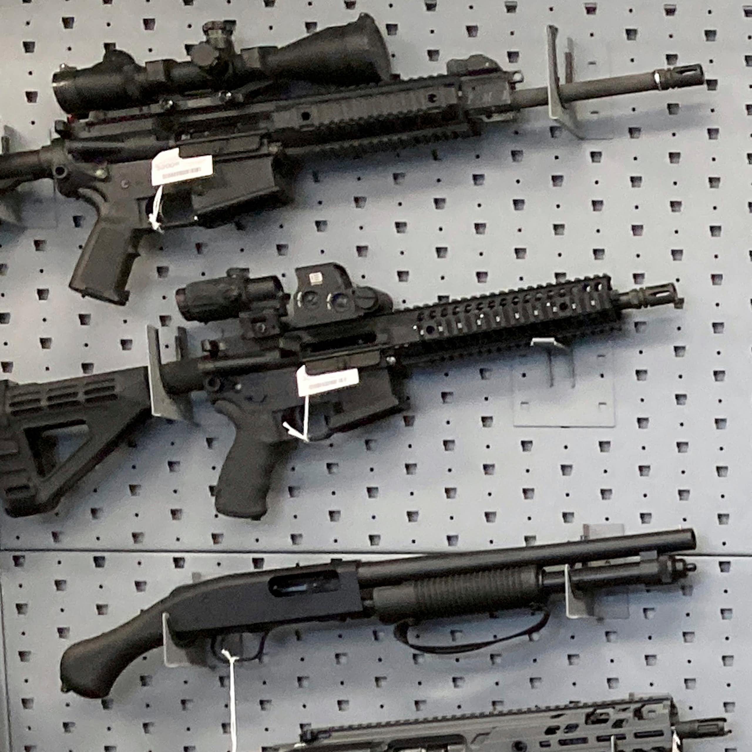 Here’s how we figured the number of guns illegally trafficked from the US across the border to Mexico