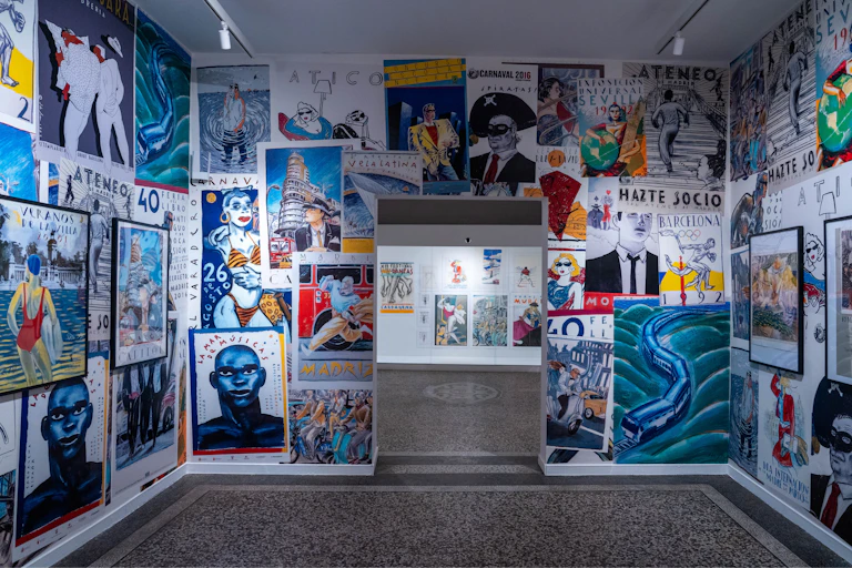 Una parte de la exposición de Javier de Juan.